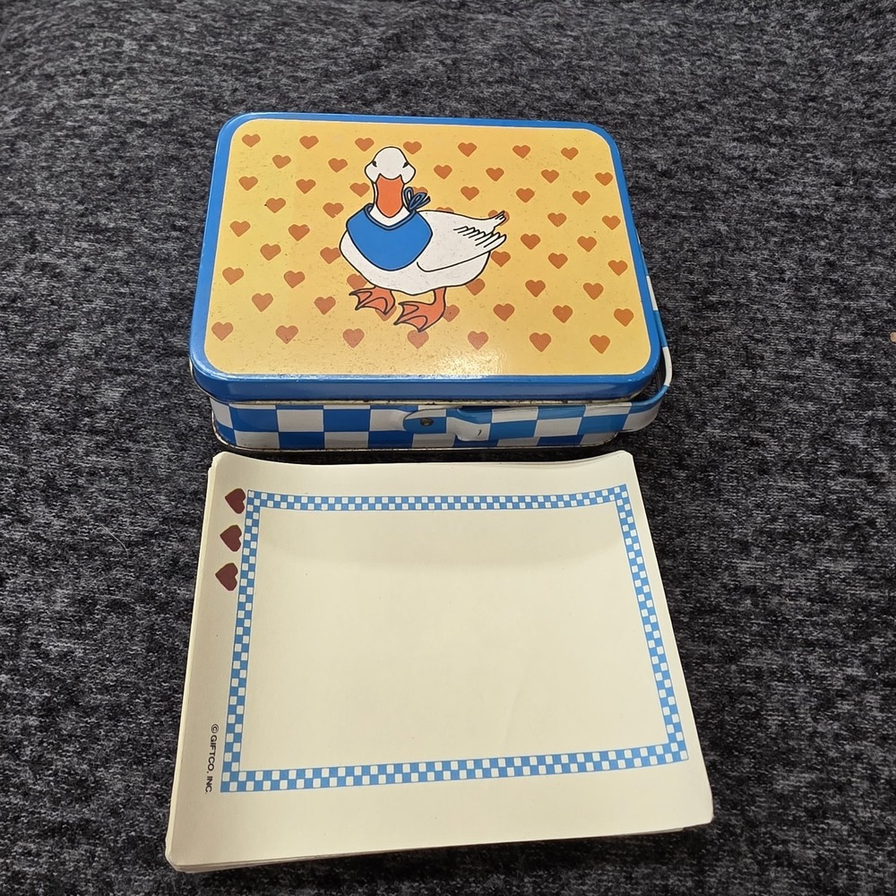 Vintage Country Goose Hinged Metal Storage Tin & Matching Melamine Tray Set 1980 - Picture 3 of 5
